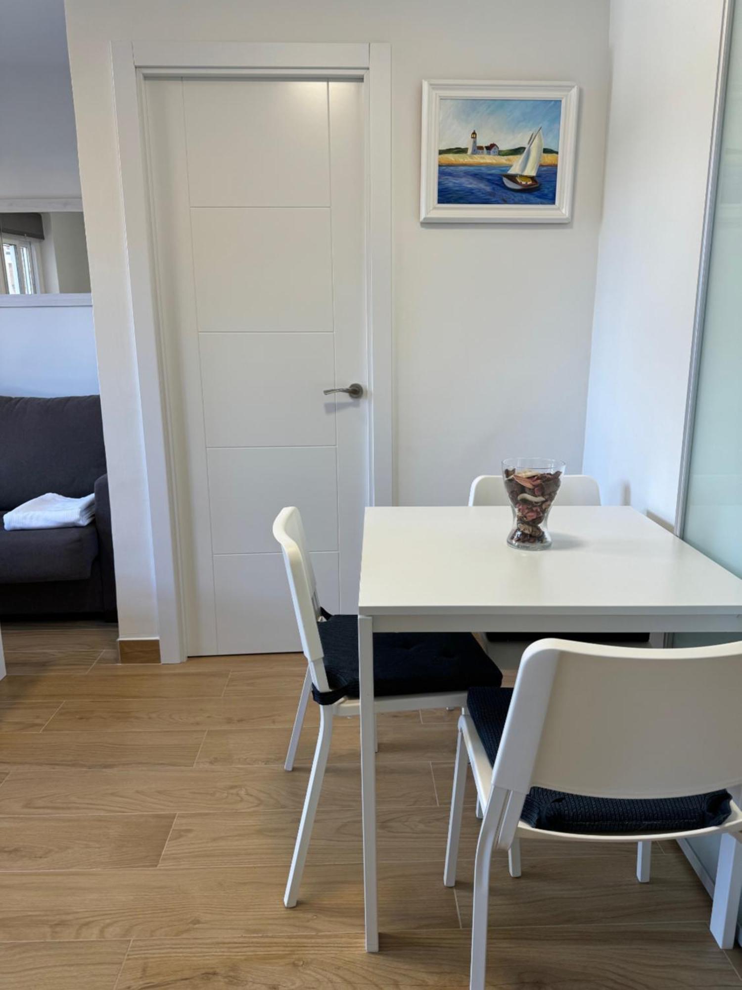 Mediterranean Malagueta Suite Málaga Exterior foto