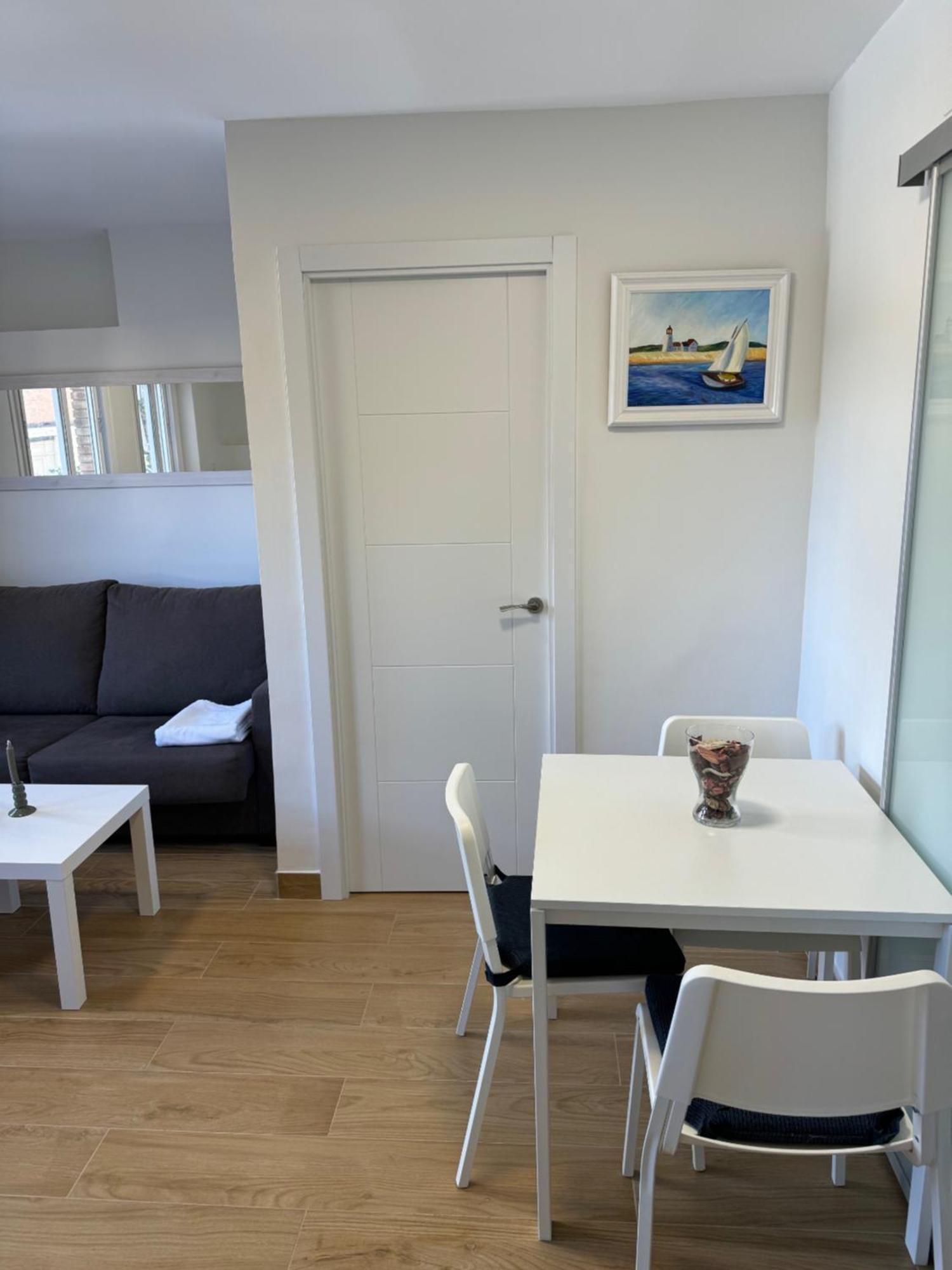 Mediterranean Malagueta Suite Málaga Exterior foto